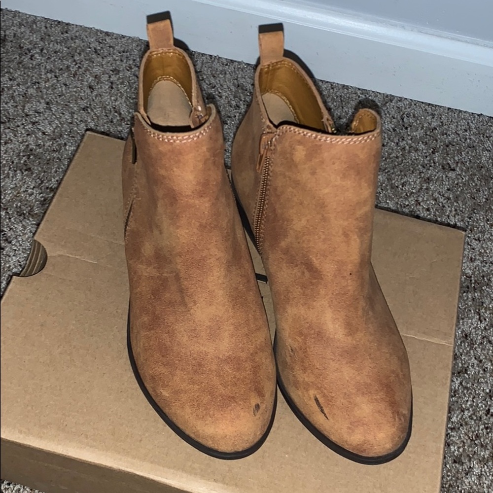 Girls' Microsuede Booties